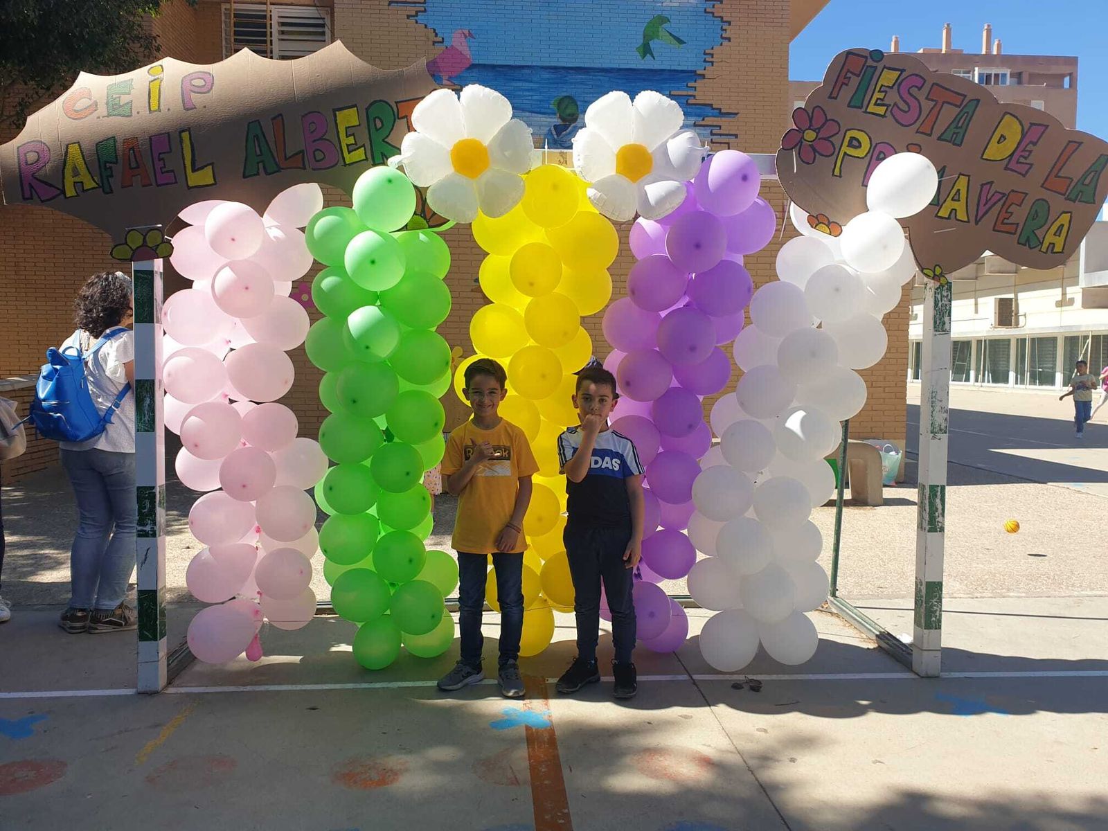 Fiesta de la Primavera en el CEIP Rafael Alberti para hacer del colegio un espacio cardioasegurado y cardiosaludable