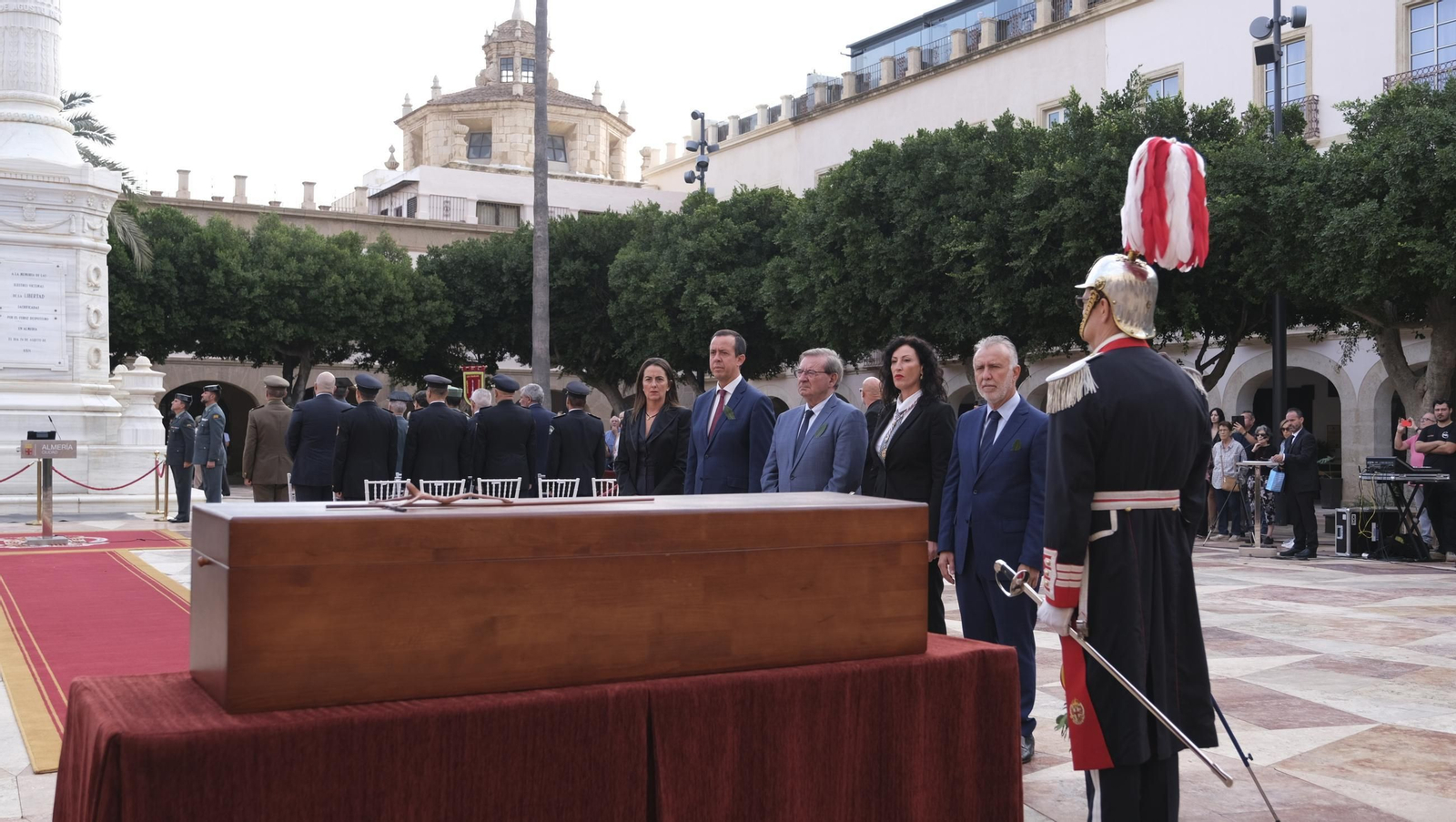 El regreso de los restos de los Coloraos a la Plaza Viaje, en imágenes