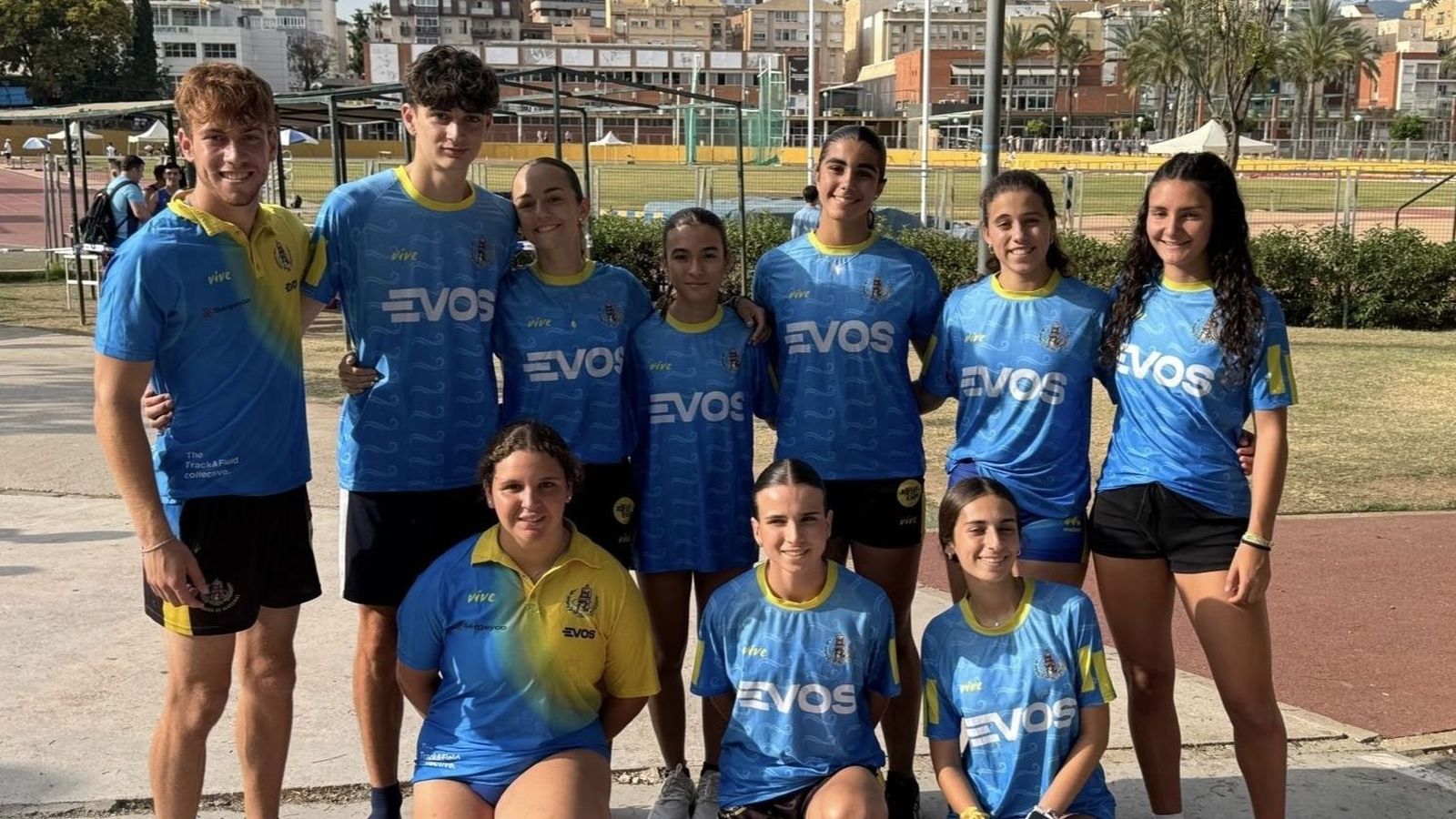 Atletas del Bahía de Algeciras en Carranque.