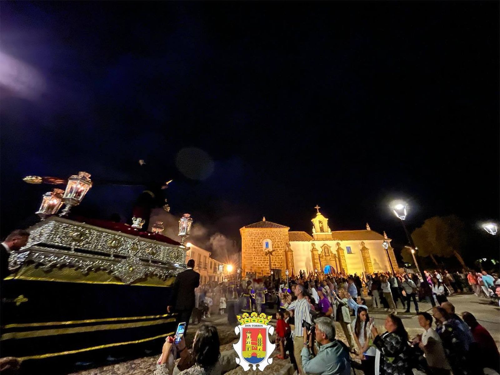 Dos Torres: La procesión especial por los 250 años de la Hermandad de Jesús Nazareno, en imágenes