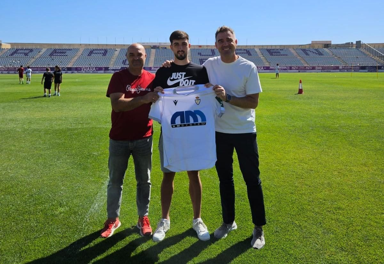 Puskas, junto a Pablo Díaz y Fran Anera.