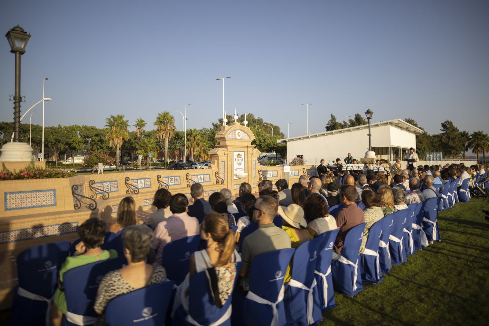 Imágenes de la inauguración De la Fuente de las Naciones en el Paseo de la Ría