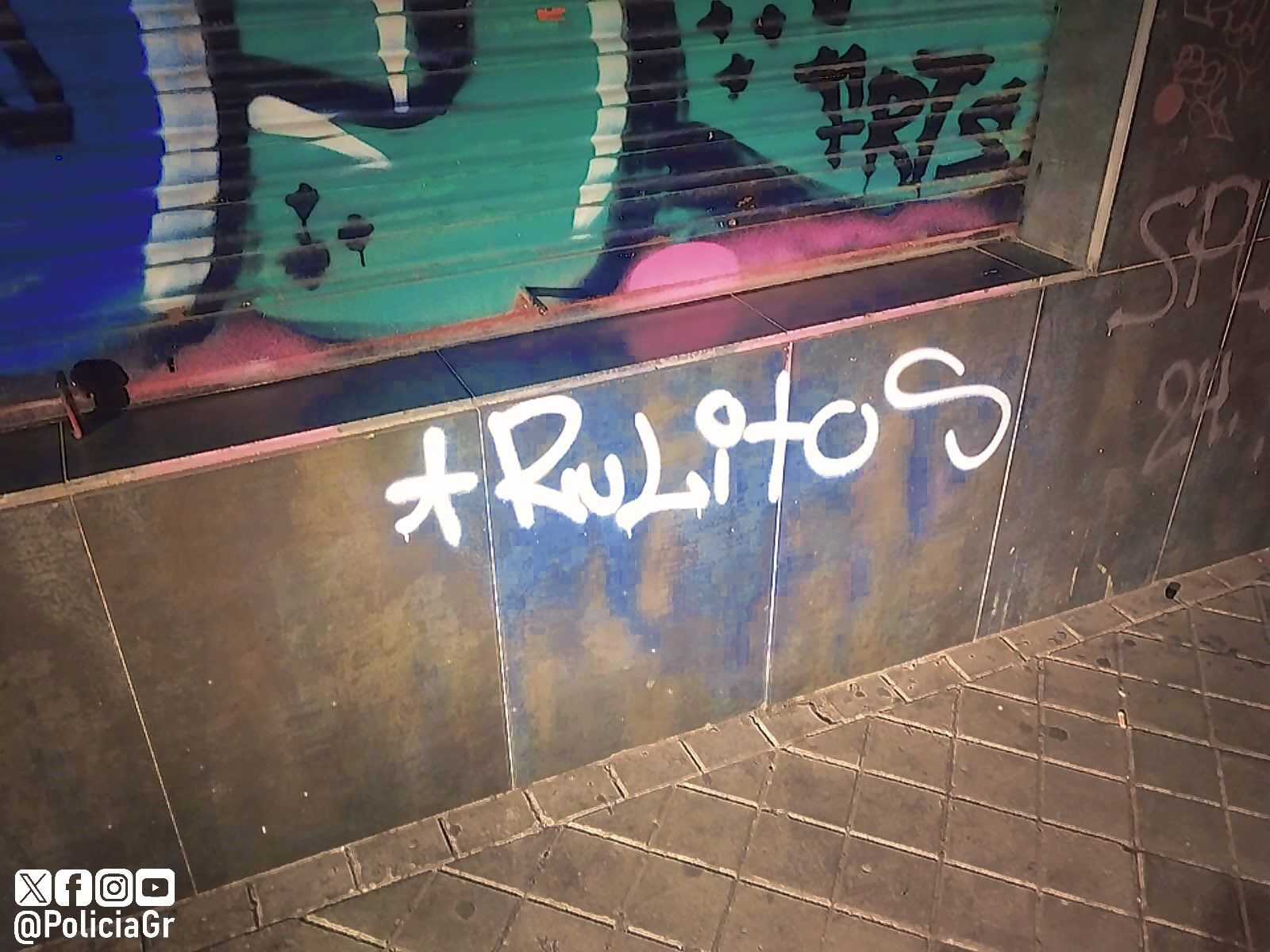 Pintada por la que han sido denunciados los dos jóvenes.