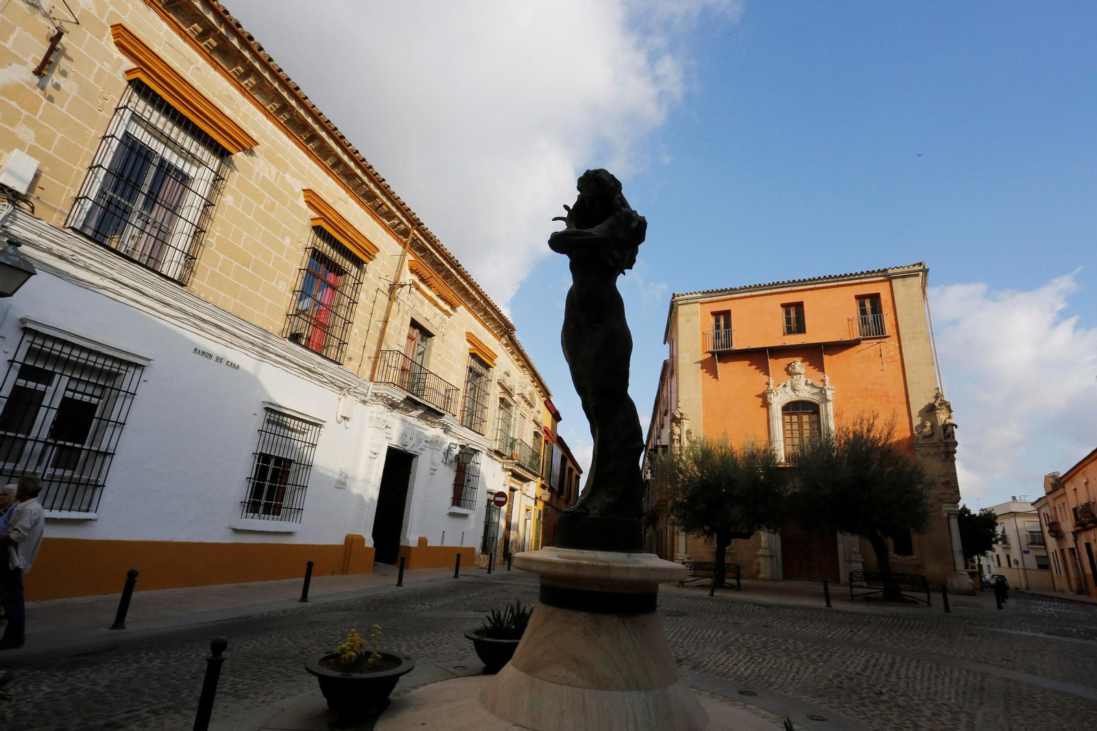 El palacio de Villapanés dejará de ser sede de las clases del máster de flamenco durante el presente curso.
