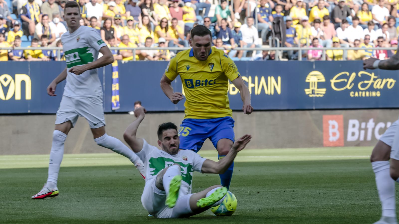 Las imágenes del Cádiz- Elche