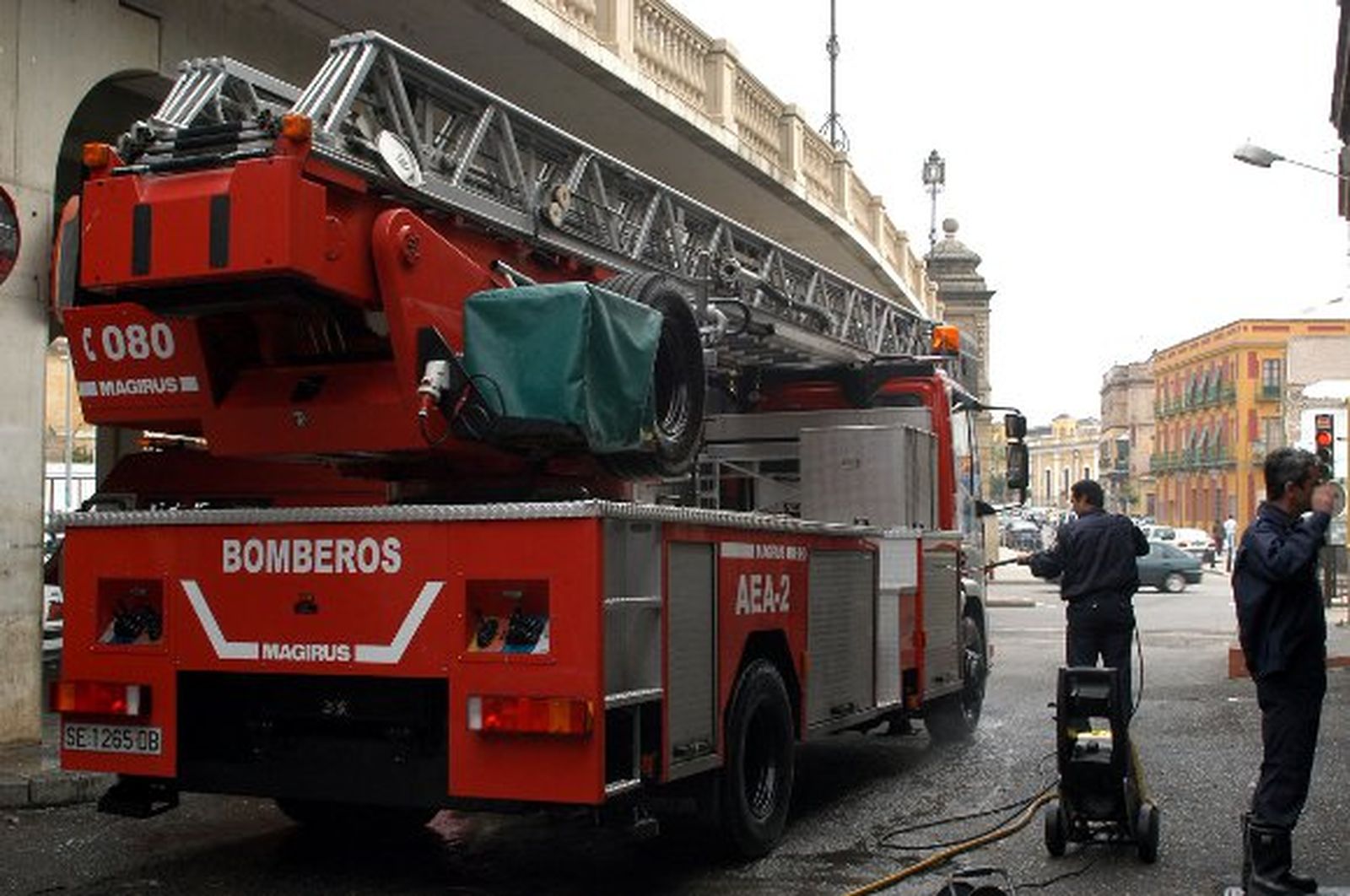 El sindicato de bomberos pide el cierre "urgente y temporal" del parque central