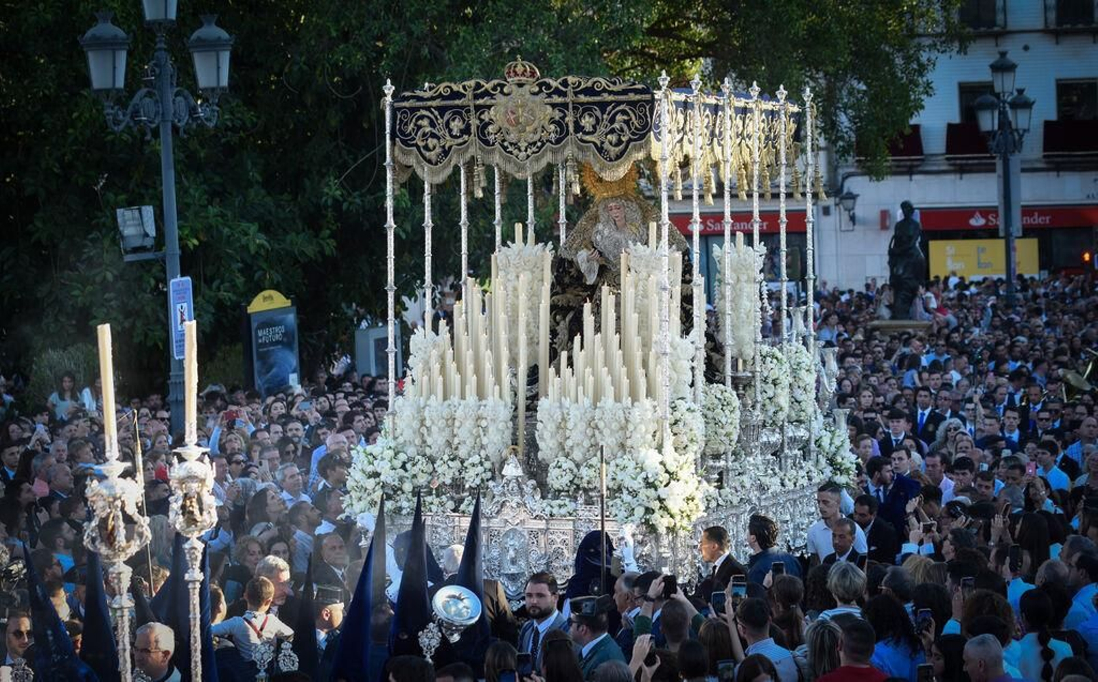 La Virgen de la Estrella en la tarde del Domingo de Ramos