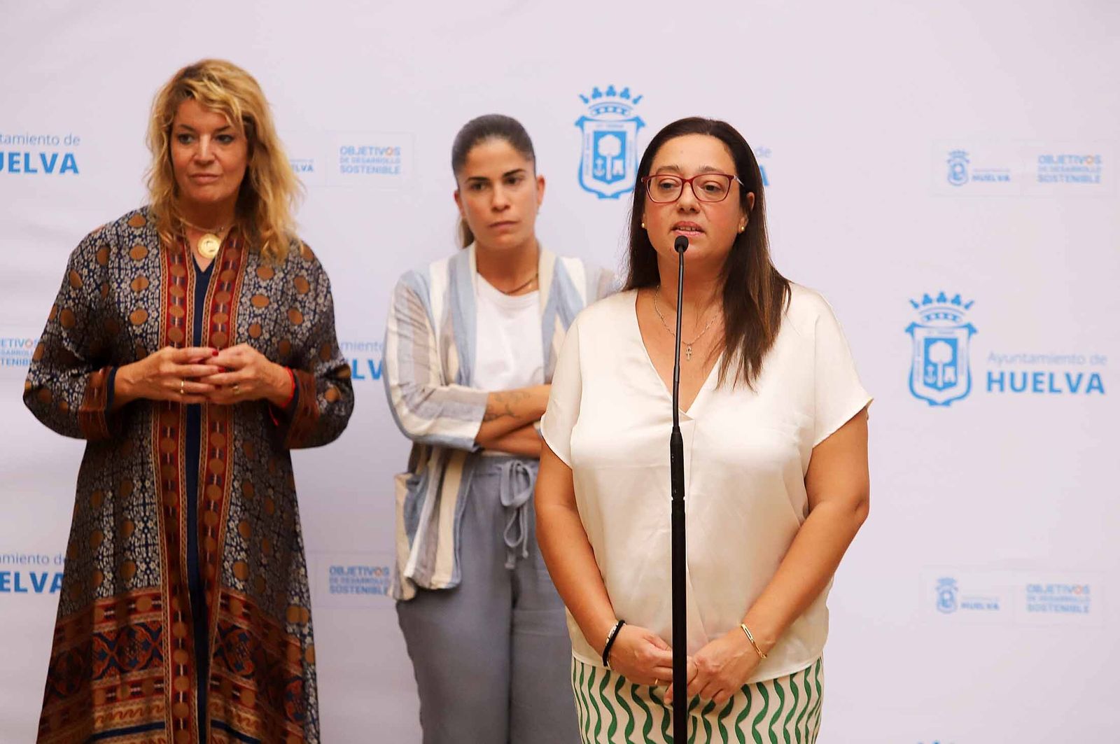 Recepción del Ayuntamiento al Sporting de Huelva, en imágenes