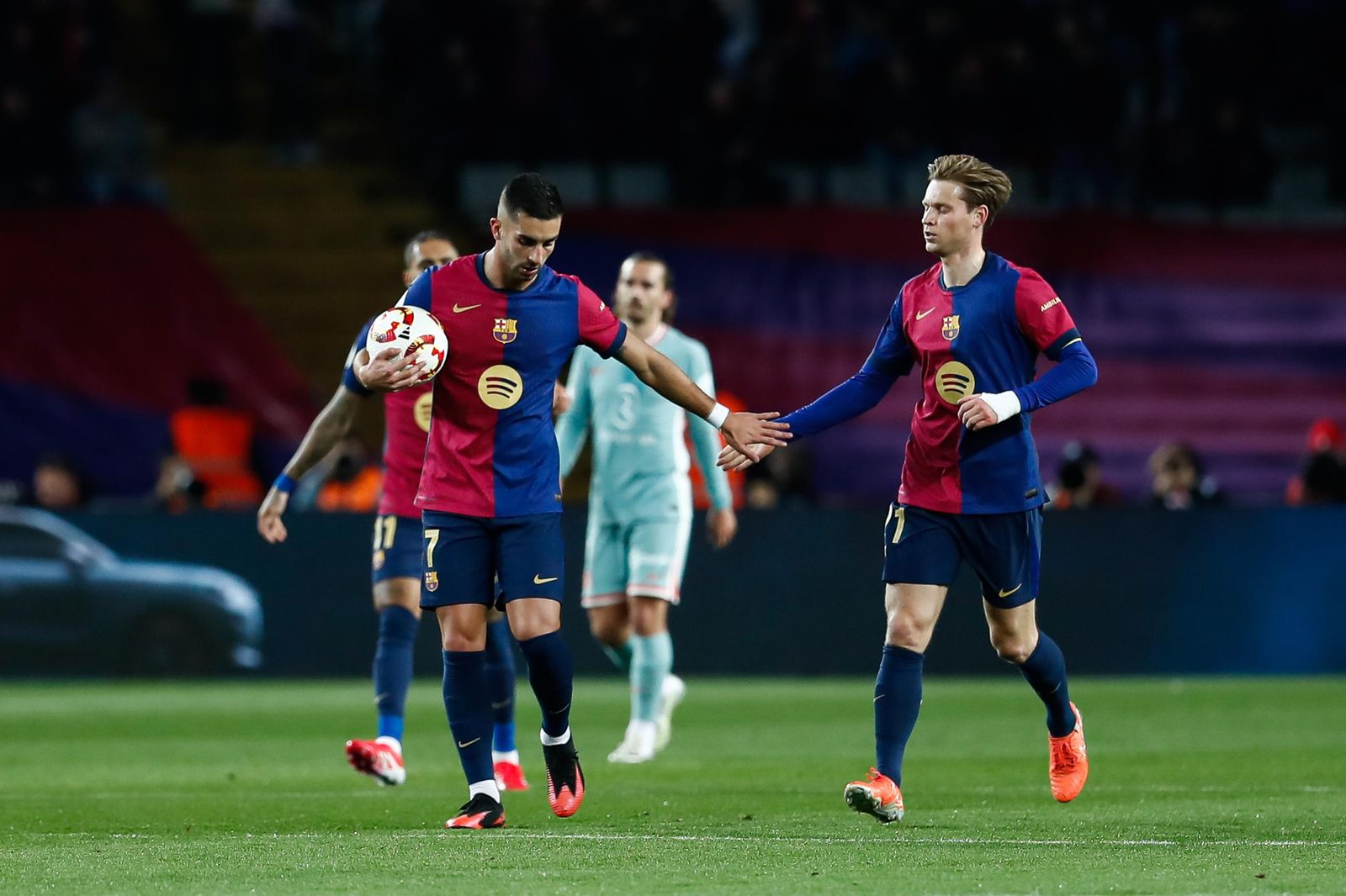 Las fotos del espectacular Barcelona - Atlético de Madrid