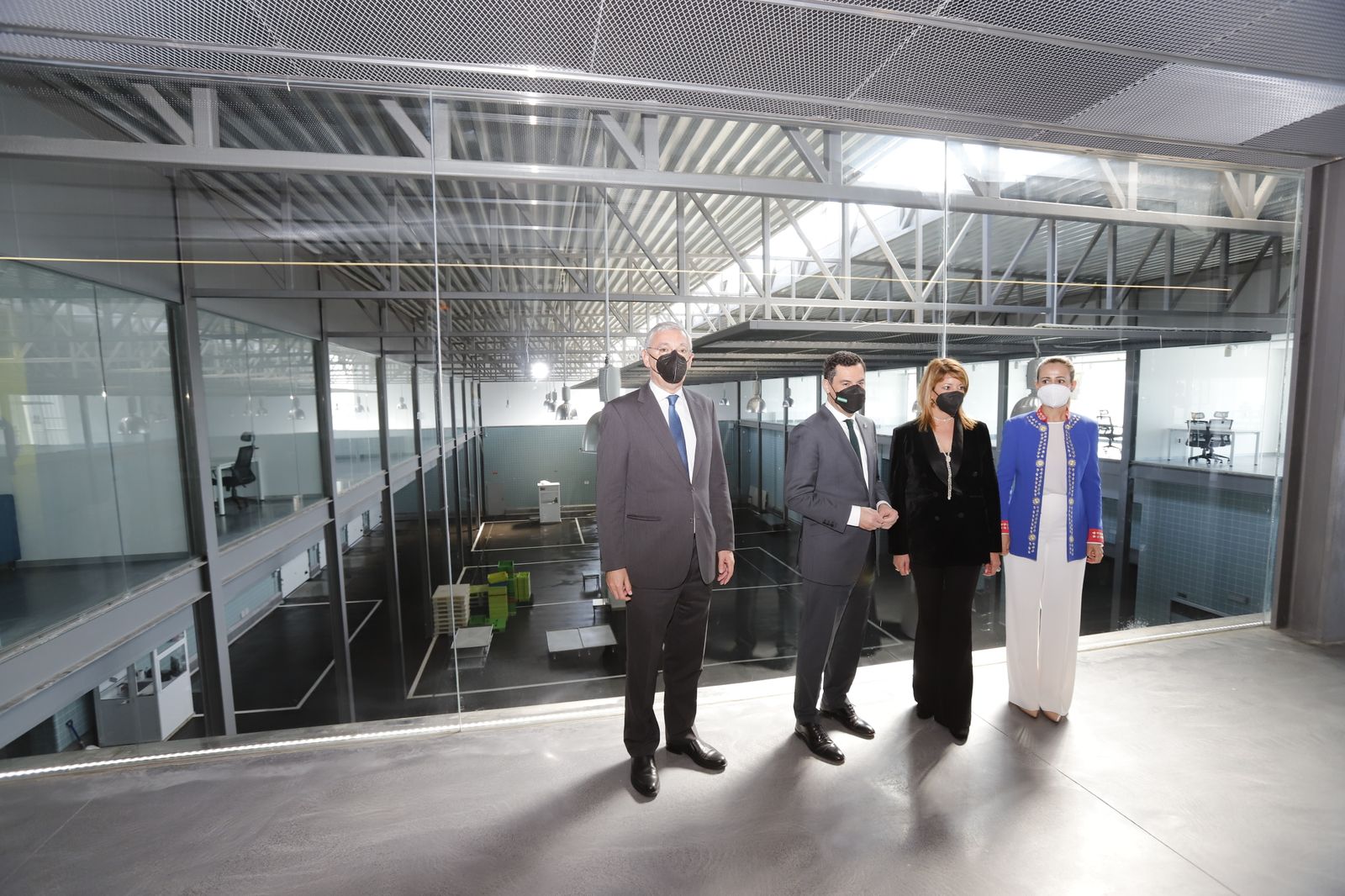 Imágenes del  acto de inauguración del nodo de innovación tecnológica 'La lonja de la Innovación' del Puerto de Huelva