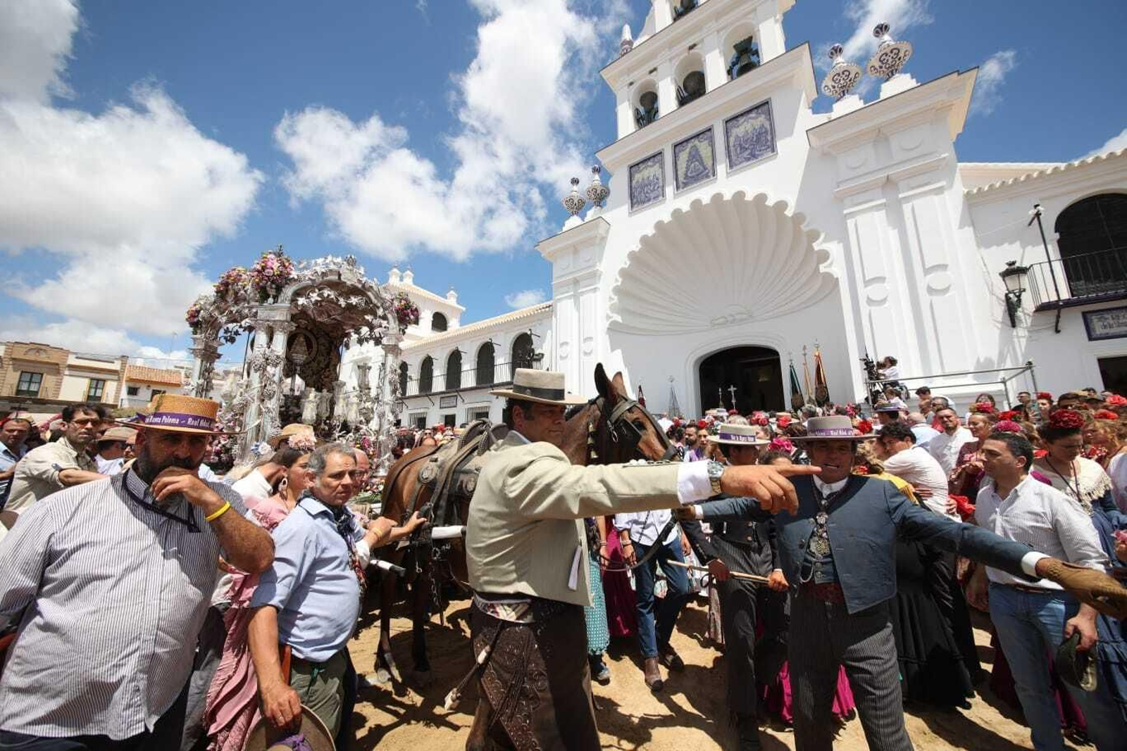 Histórica presentación de Jerez  en El Rocío