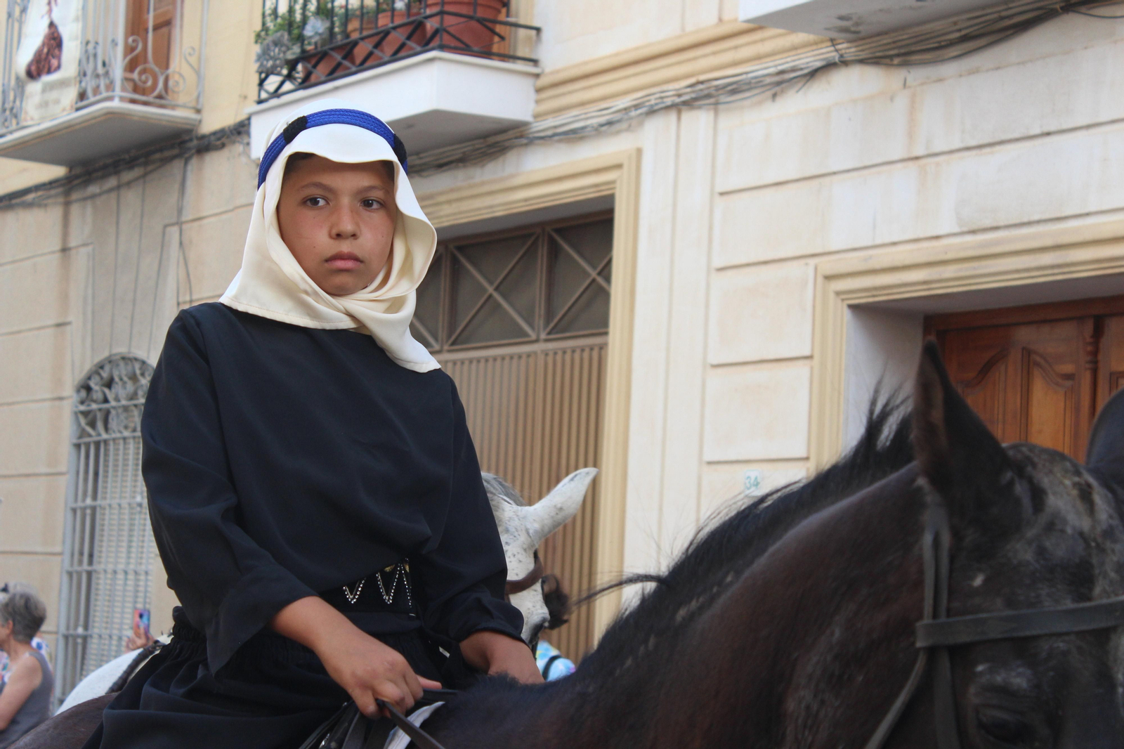 El desfile de Moros y Cristianos de Vera, en imágenes