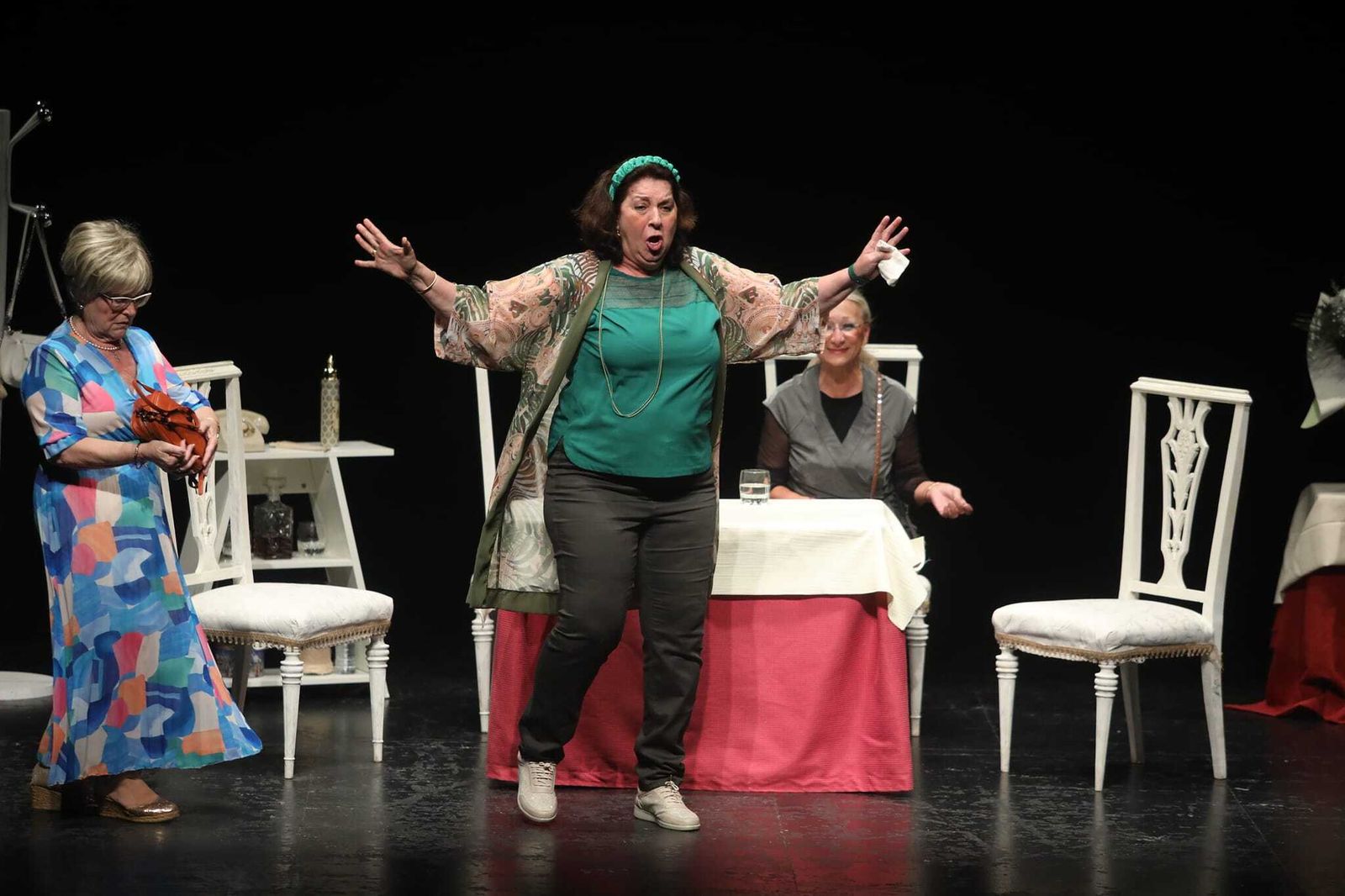 'El club de las damas', sobre el escenario del Teatro de Las Cortes.