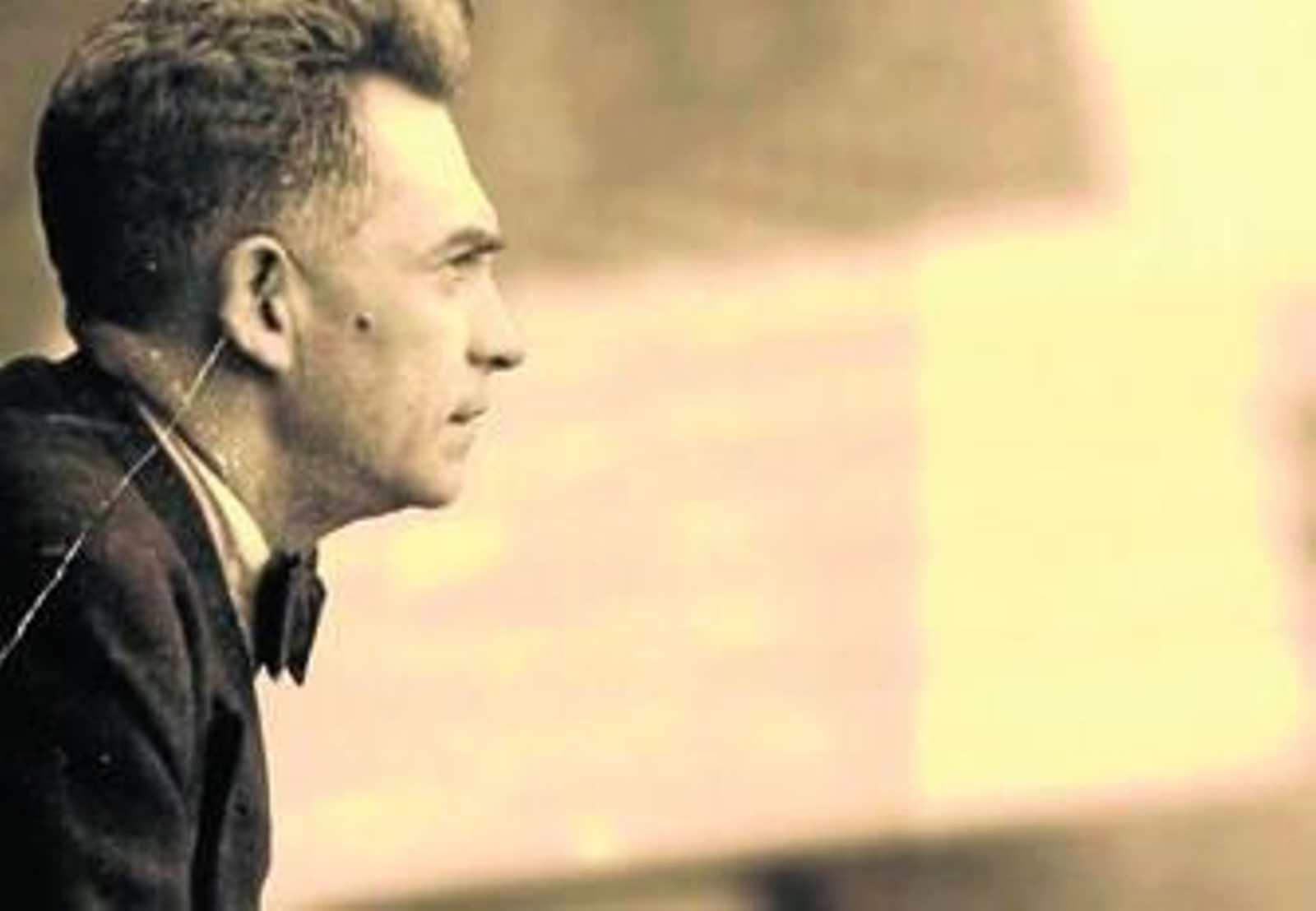 Retrato del periodista y escritor Manuel Chaves Nogales (Sevilla, 1897 - Londres, 1944).