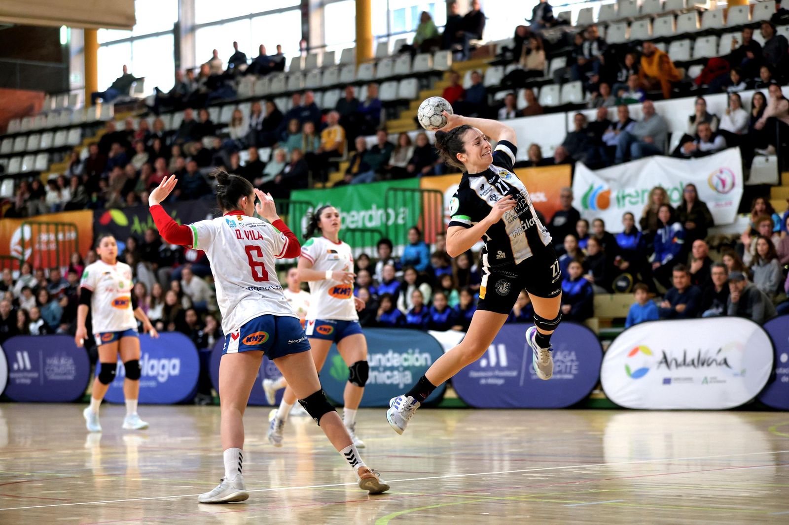 Otro golpe para el Costa del Sol (22-28)