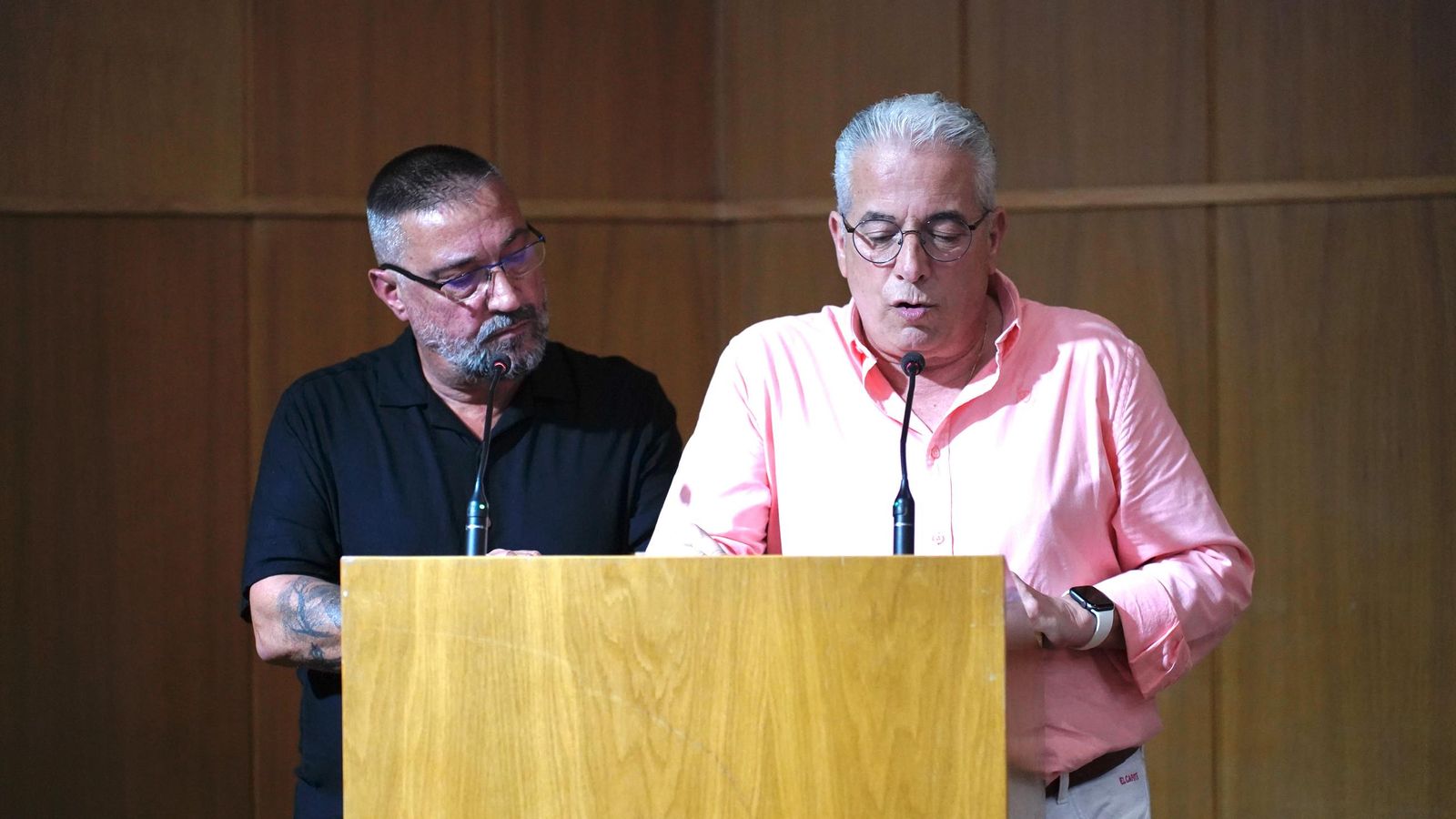Fotos de la presentación del libro de Roberto Losada en el Auditorio Millán Picazo