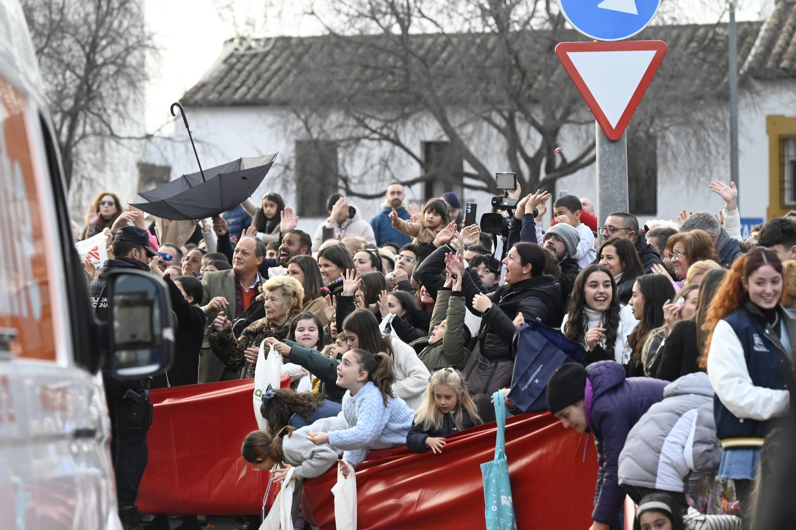 Las mejores fotos del inicio de la Cabalgata de Reyes Magos de Córdoba