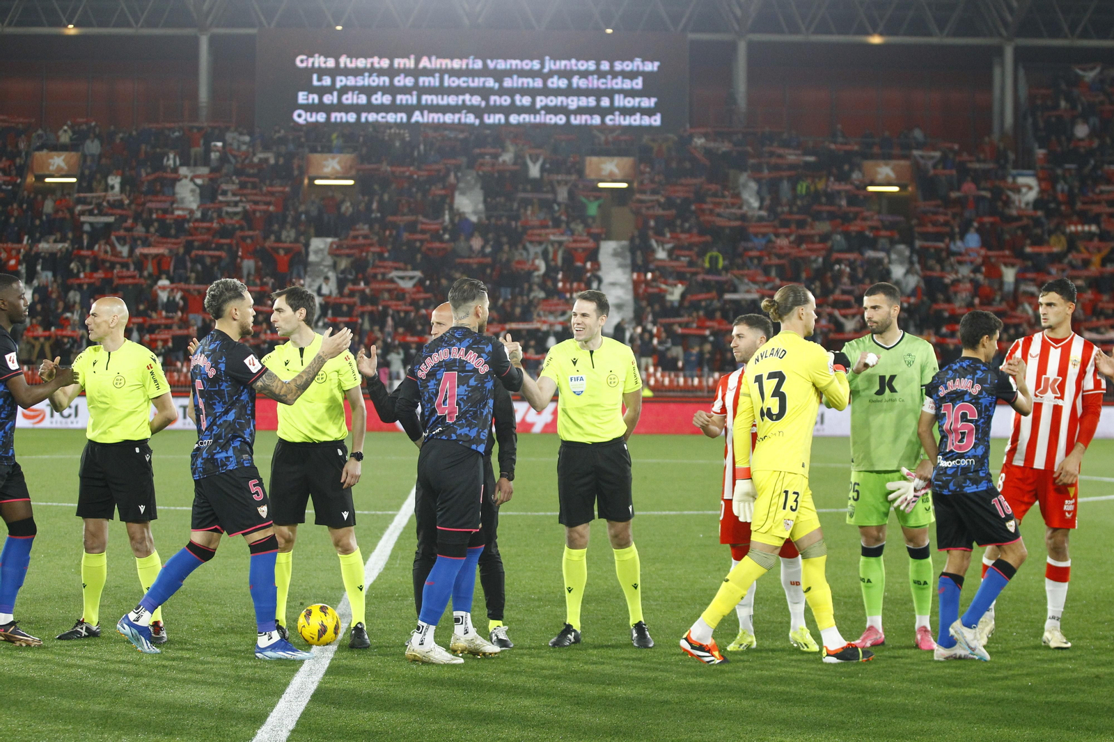 Las mejores imágenes del partido de fúbol U.D. Almería-Sevilla F.C.