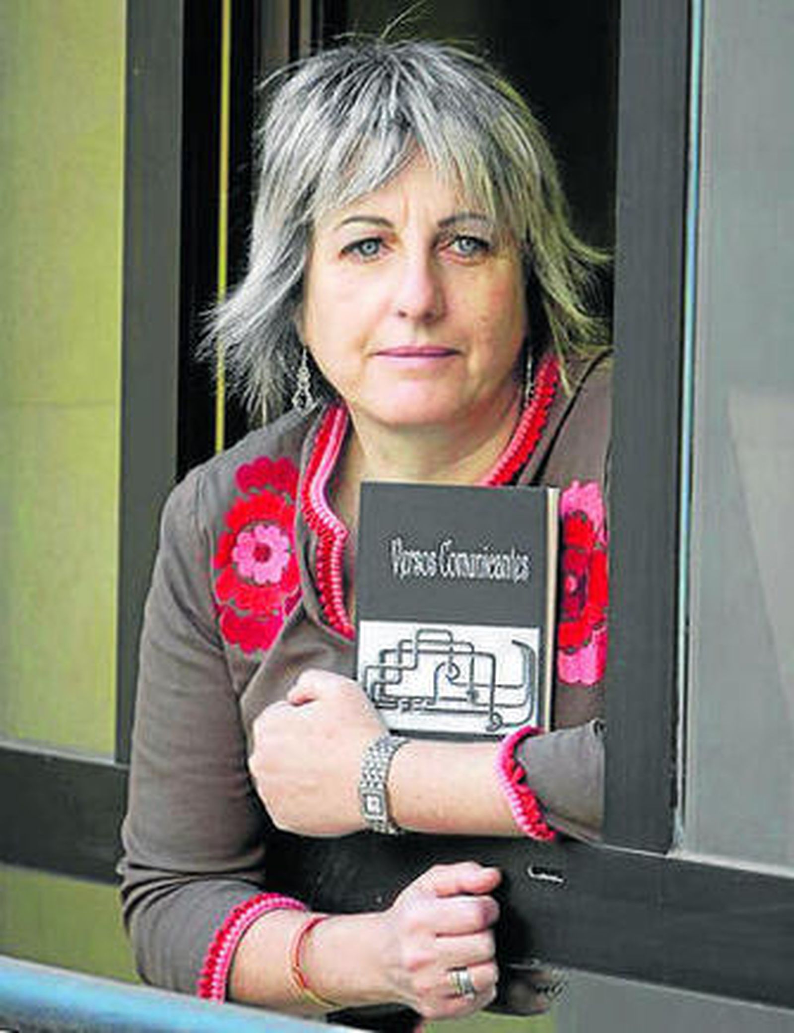 Al desnudo en la intimidad del verso