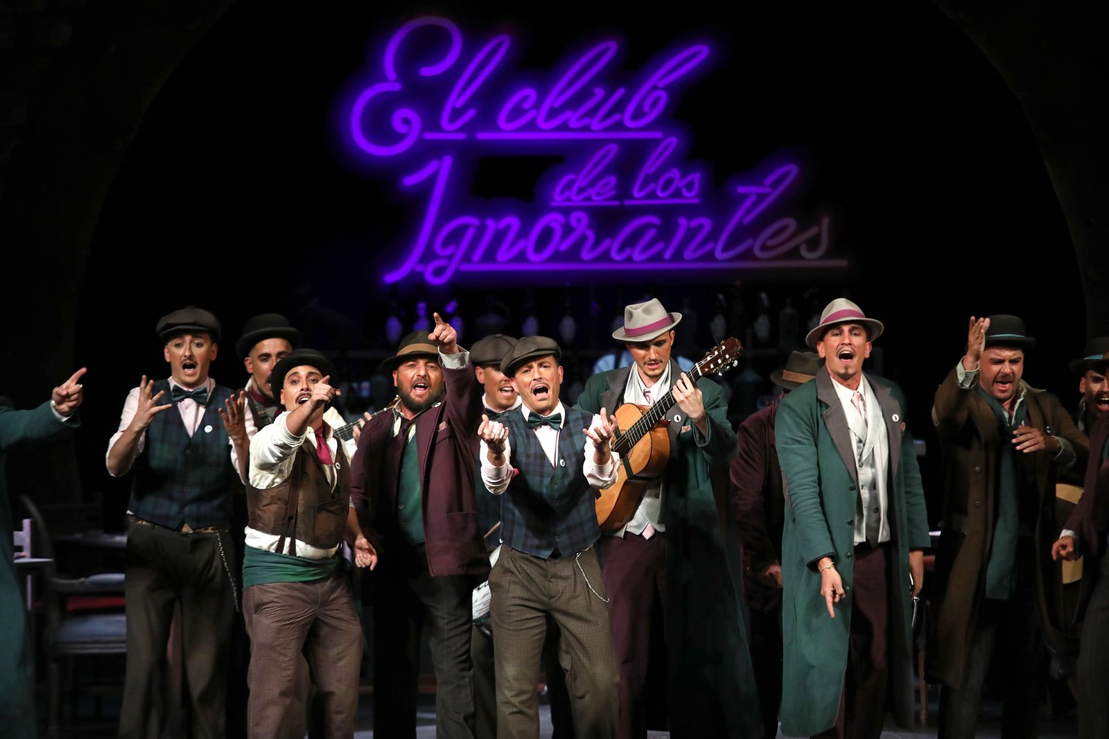 Comparsa 'El club de los ignorantes'