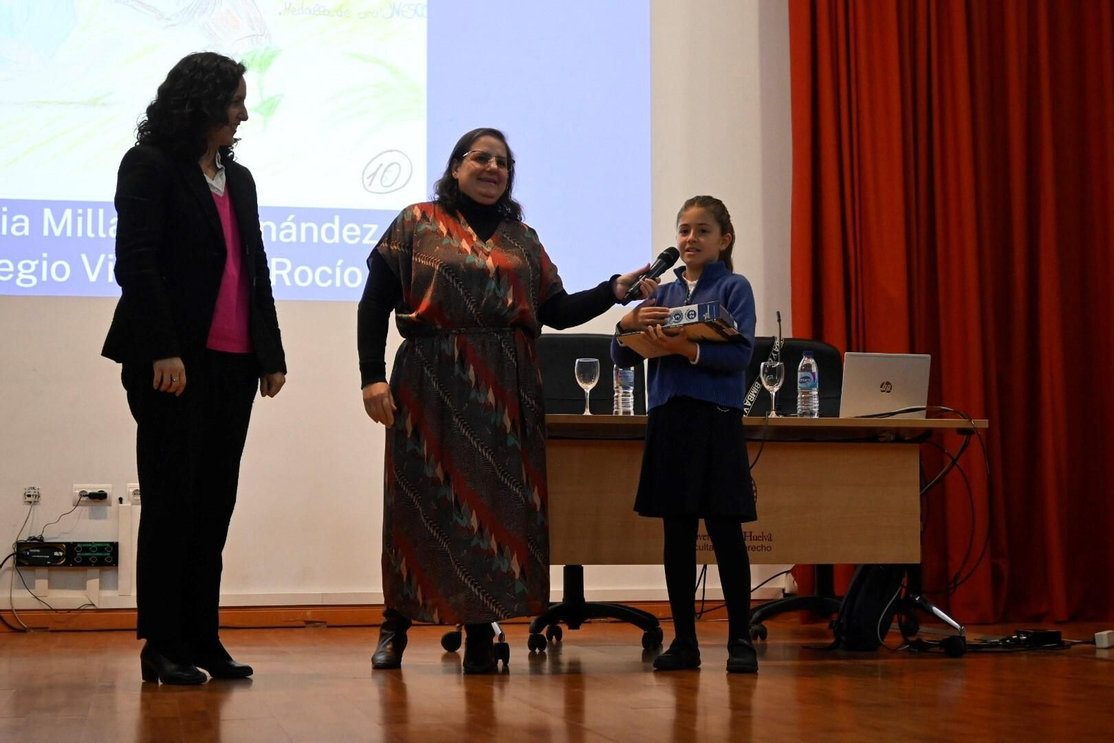 Las mejores imágenes del Día de la Mujer y la Niña en la Ciencia en la UHU