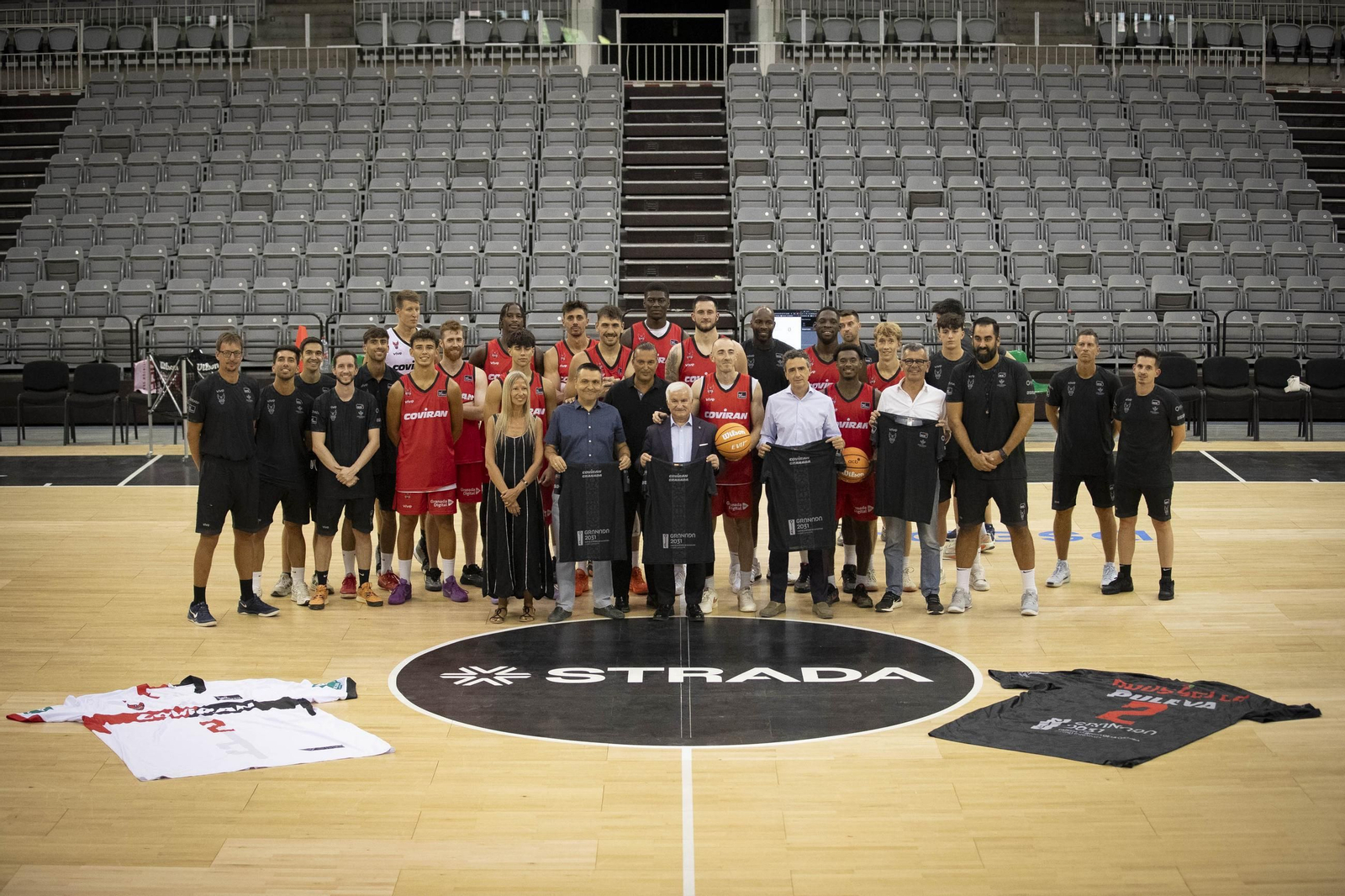 Las mejores imágenes del primer entrenamiento del Covirán Granada