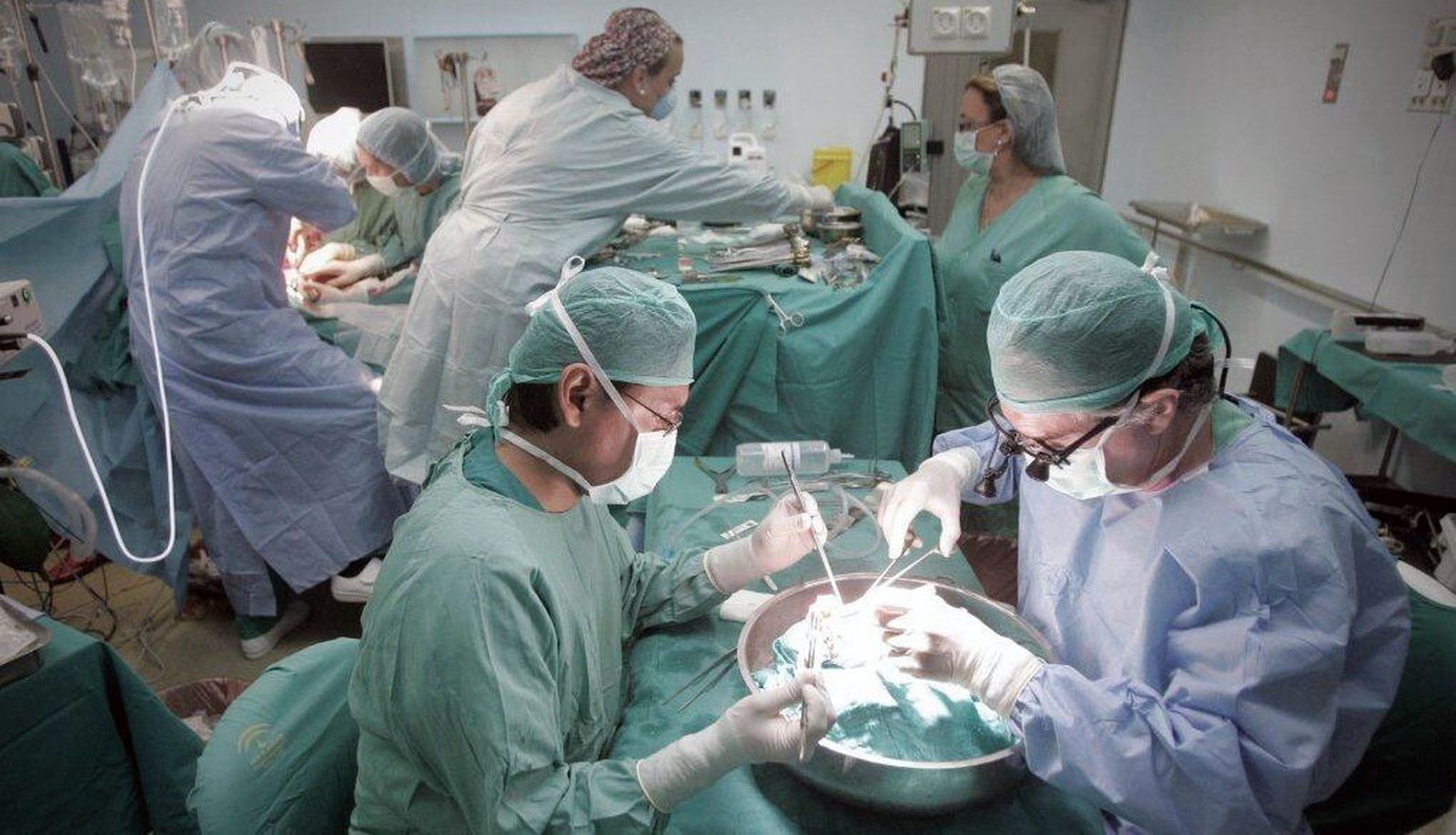 Imagen de archivo de un trasplante de órganos en el Reina Sofía.