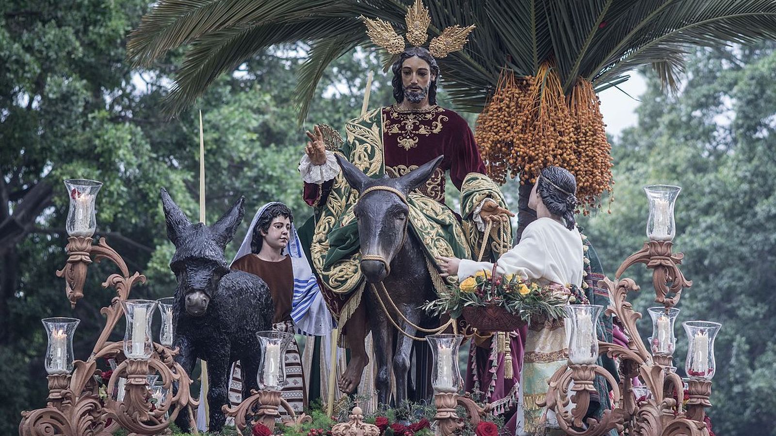 Trono de la Pollinica de Málaga