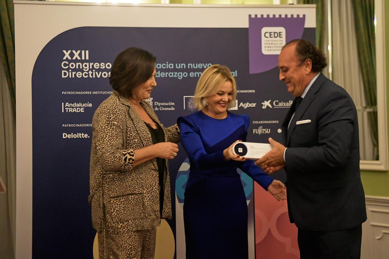 Las mejores imágenes de la entrega de premios de la Fundación CEDE a empresas y directivos en Granada