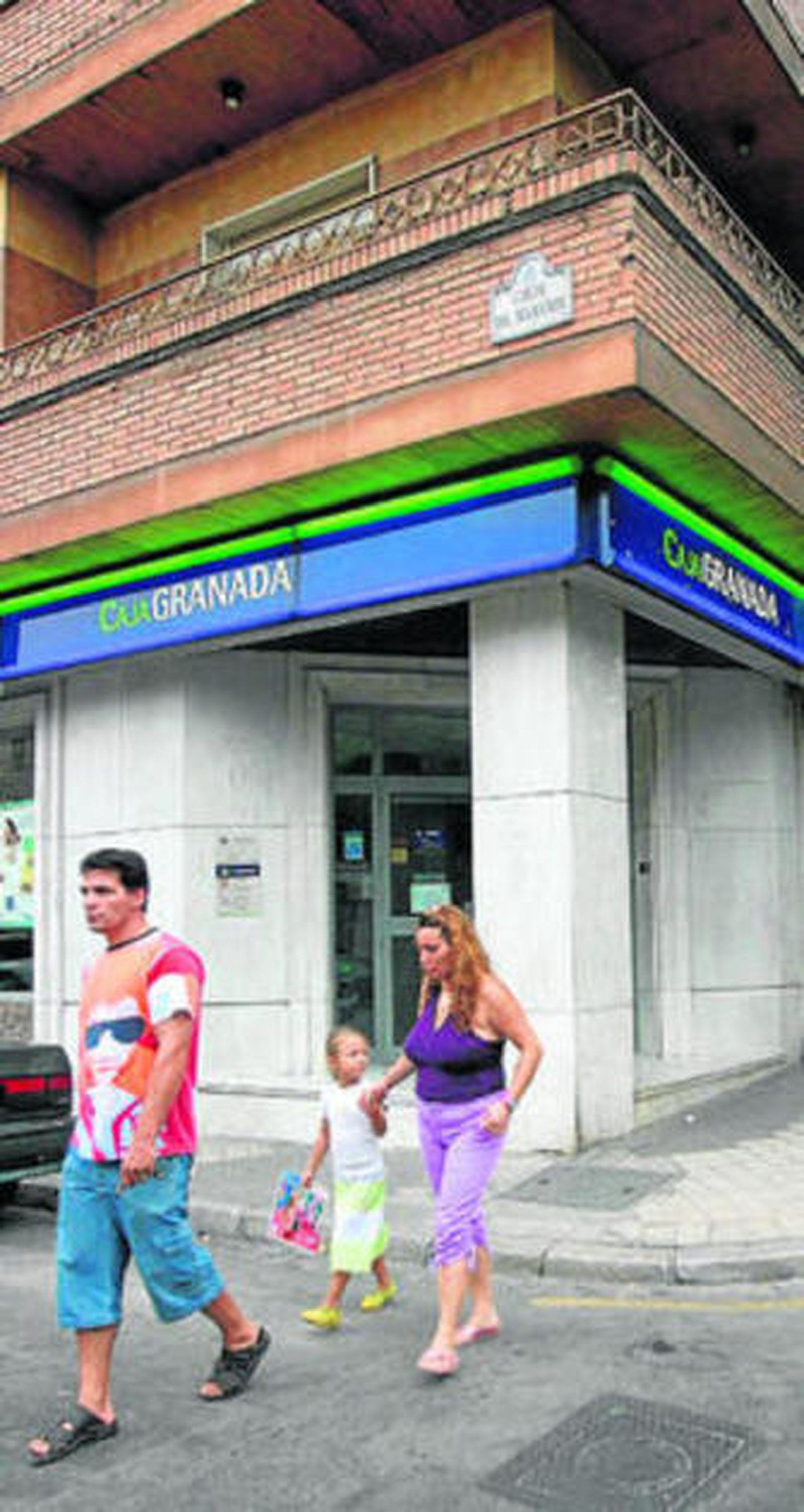 La caja mantendrá su red comercial y de sucursales y su Obra Social.