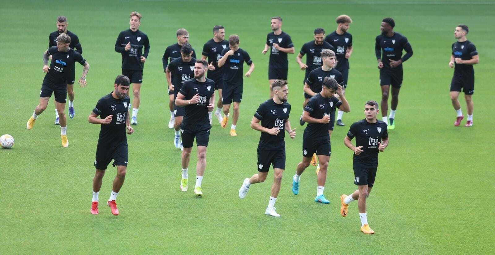 Galería: El Málaga CF ultima detalles antes de ir a Las Palmas