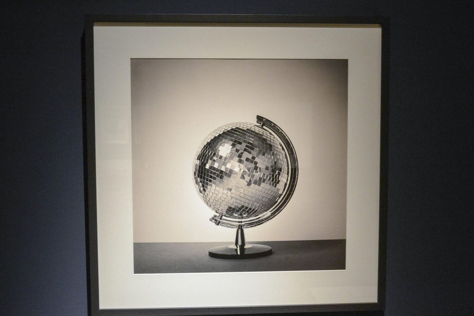 La nueva exposición de Chema Madoz en Granada, en imágenes