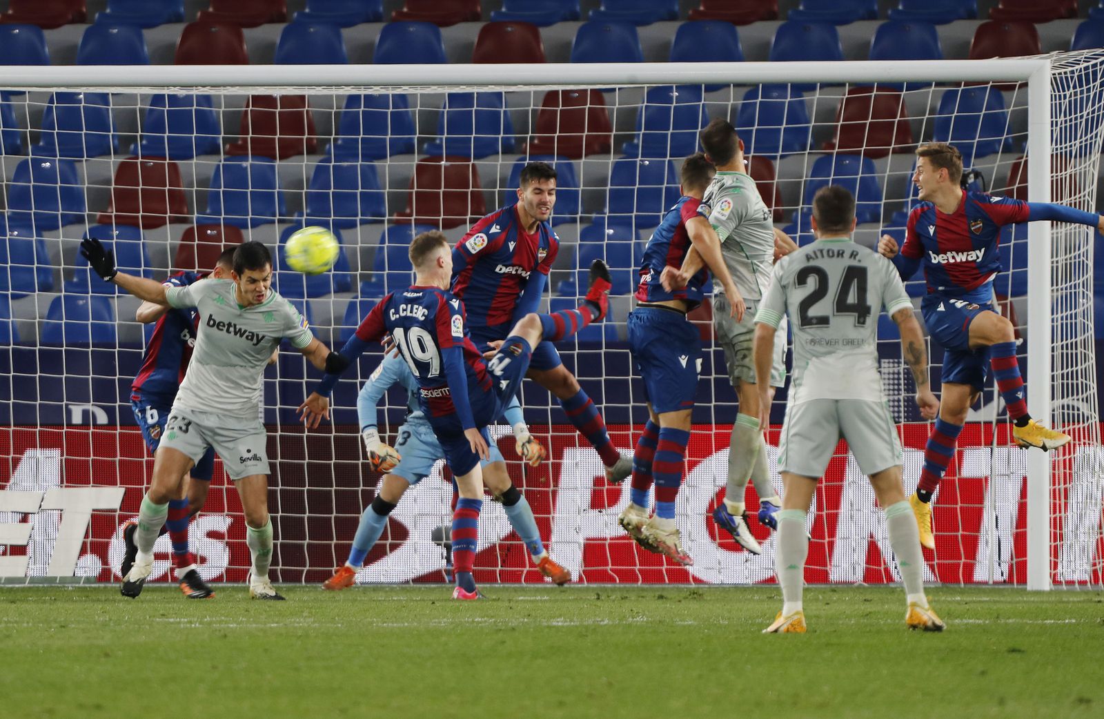 Las imágenes del Levante - Betis