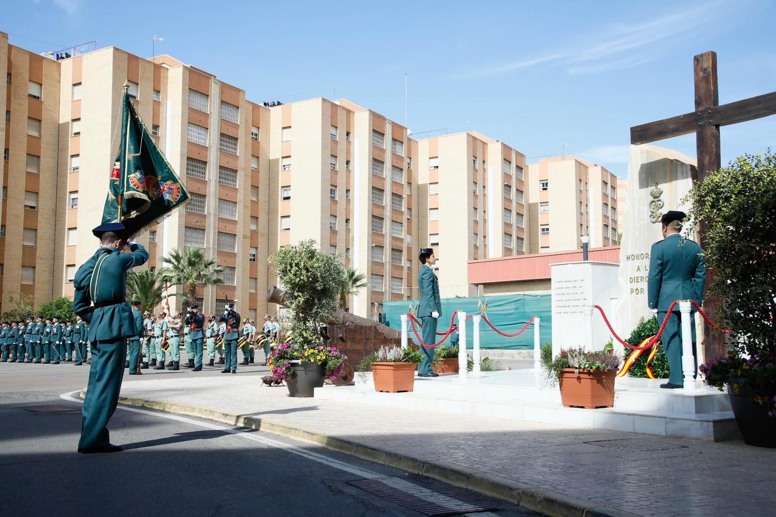 Los actos de la Guardia Civil en honor a la Virgen del Pilar, en imágenes