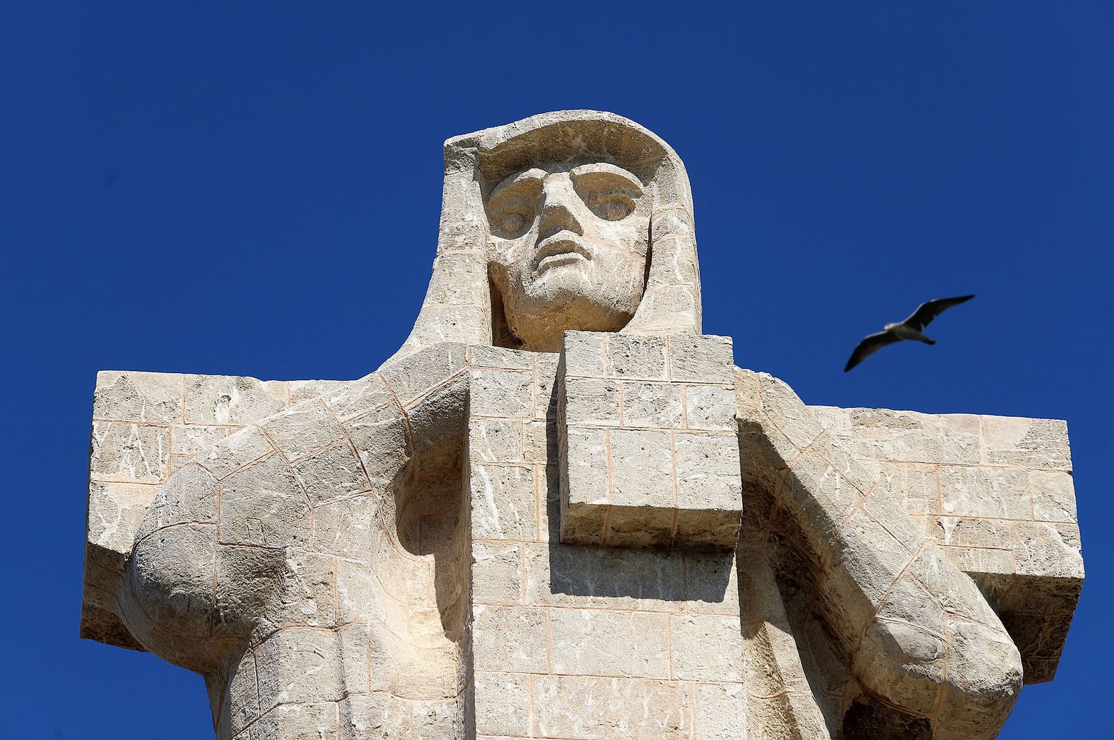 Imágenes del lunes 11 de octubre en Huelva