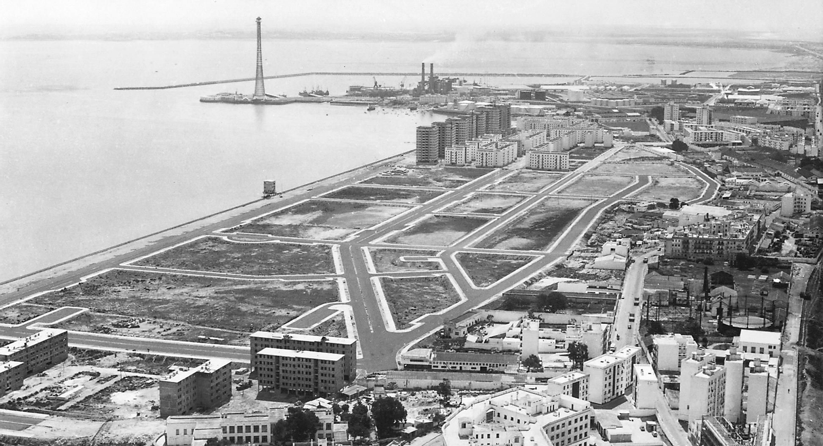 Imagen de la barriada de La Paz en pleno proceso de urbanización en la década de los sesenta.