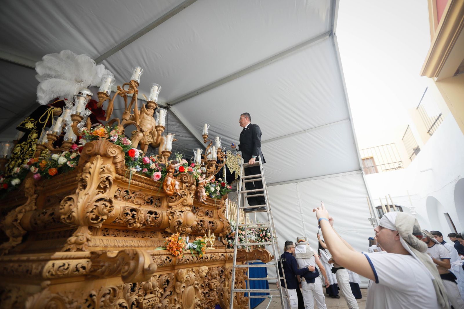 Mira como la cena sale a las calles de Almería tras las lluvias