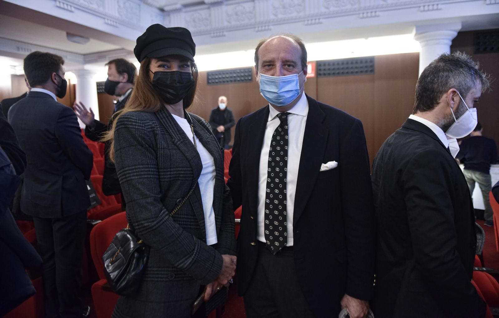 La presentación del libro de Carlos Navarro, sobre Luis Carlos Peris en imágenes