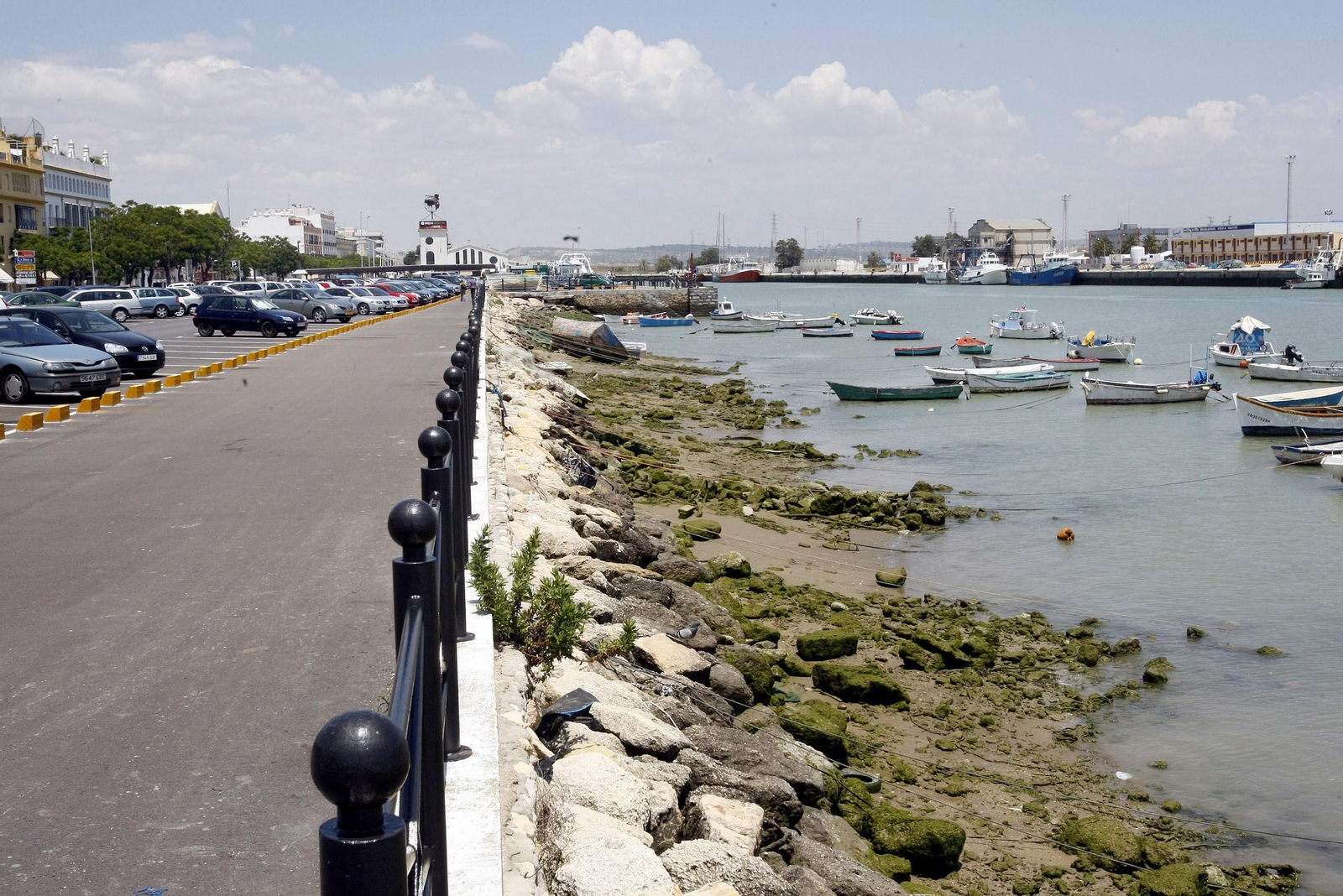 El aparcamiento subterráneo de La Bajamar comenzará la semana próxima.