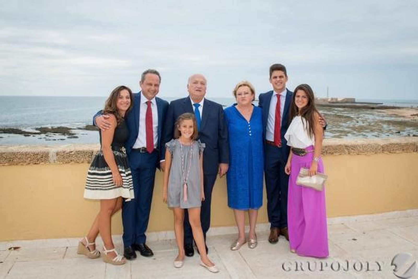 Manuel Amaya y María de la Montaña Vidal con Pepe Amaya, Gema Rodríguez Téllez y Manolo, Gema y Lucía Amaya.

Foto: Ignacio Casas de Ciria