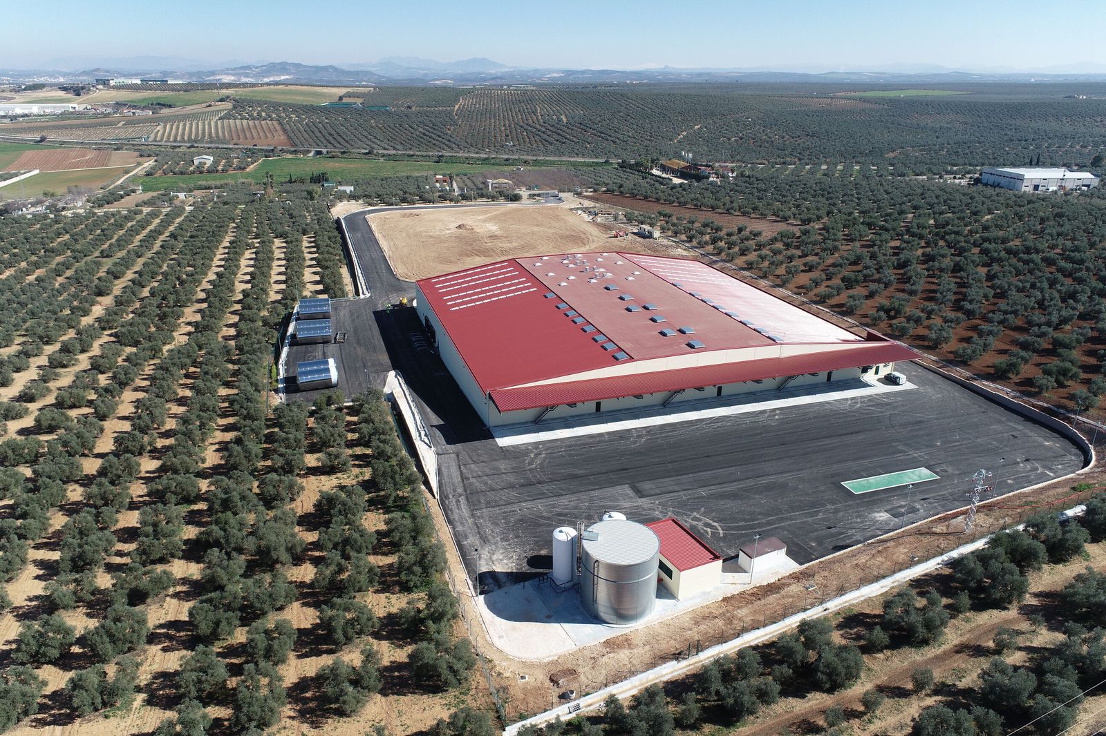 Fonsán entrega a Oleoestepa  sus nuevas instalaciones