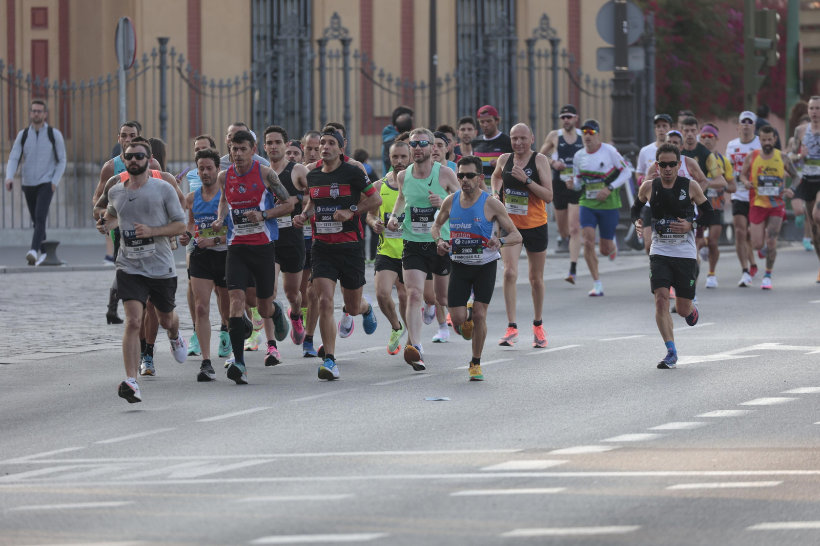 Las imágenes de la Maratón de Sevilla 2022 (7)