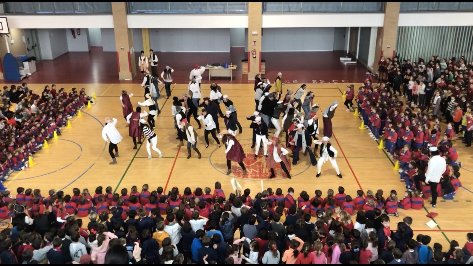 Inauguración del Proyecto 'Dale la Vuelta al Mundo', este lunes en el Colegio de los Padres Blancos.