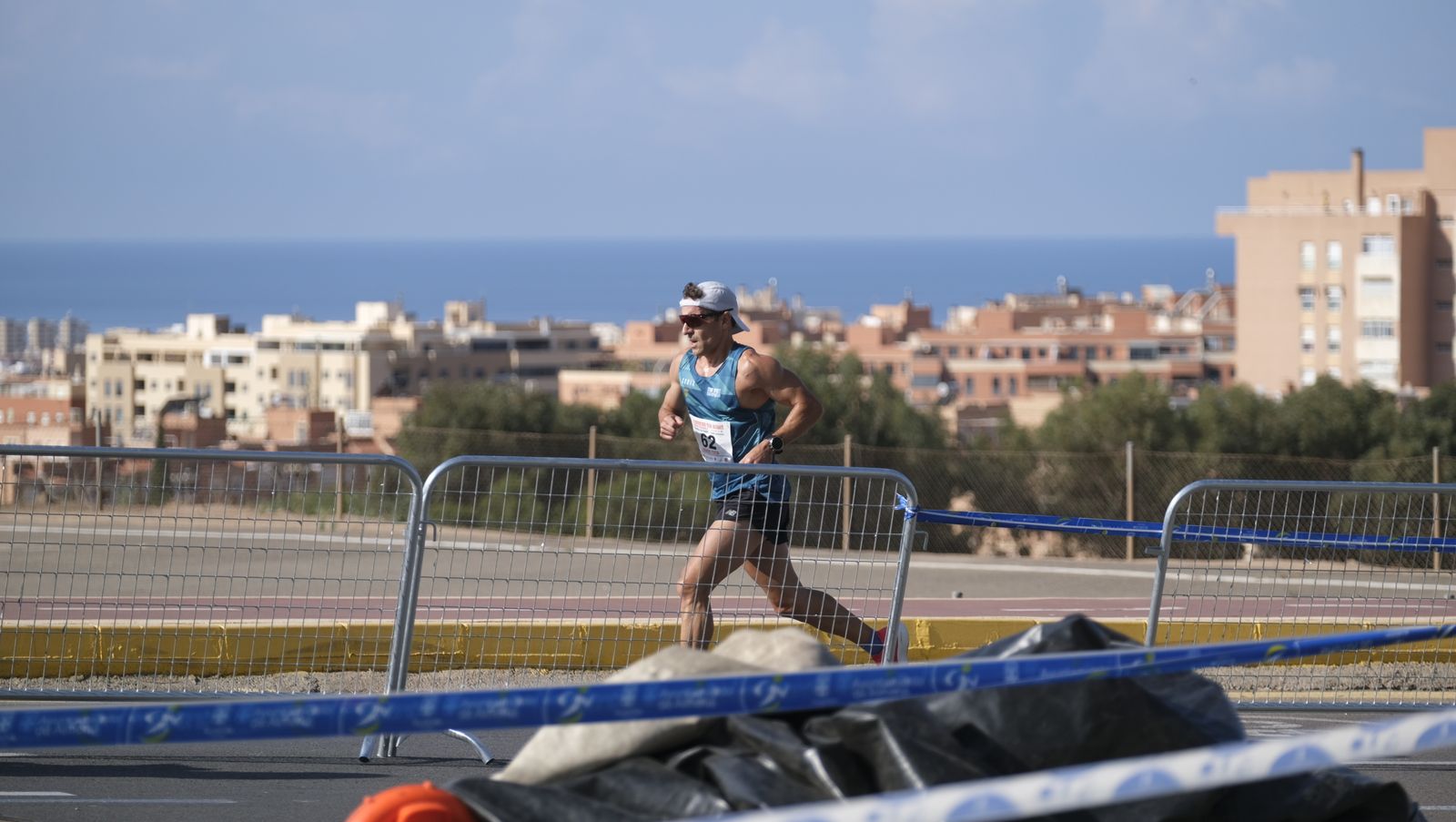 Imágenes de la II Carrera Sin Humo, en Almería