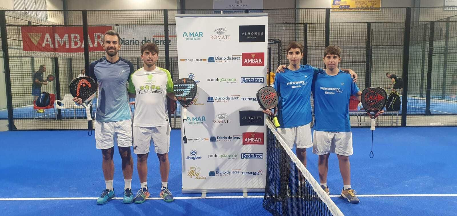 Álvaro Albuixech y Pablo Dianez vencieron en la final a los hermanos Zurita.
