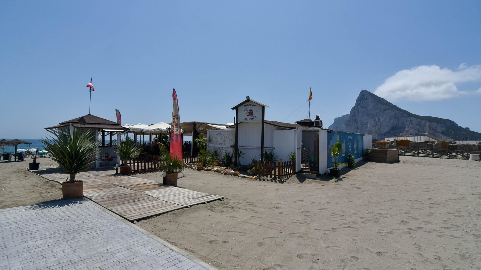 La ruta del espeto por la playa de La Línea