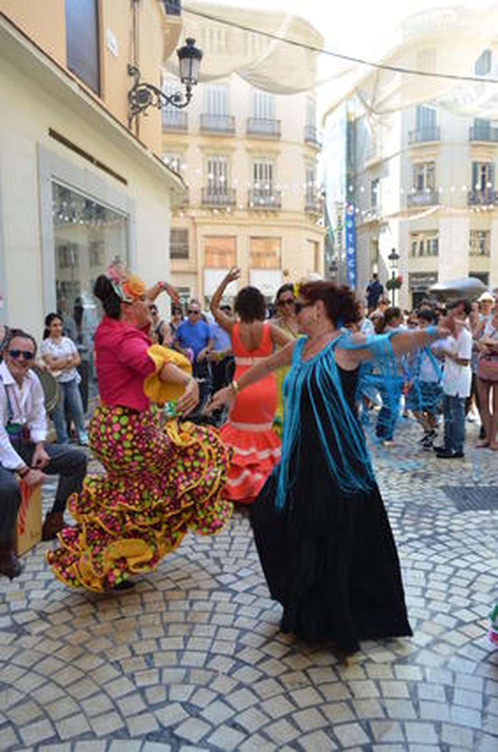 Jolgorio en el Real y en el centro

Foto: Marta González / Javier Albiñana