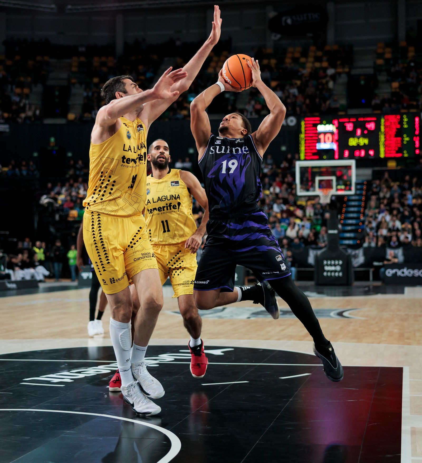 Melwin Pantzar brilla ante el La Laguna Tenerife