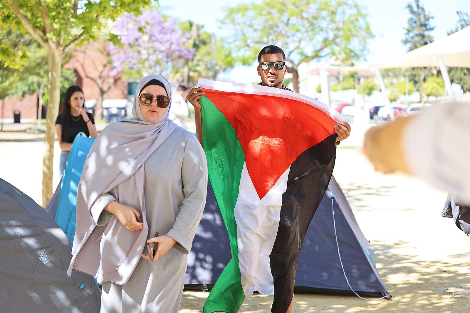 Imágenes de la campada por el pueblo palestino en el campus del Carmen