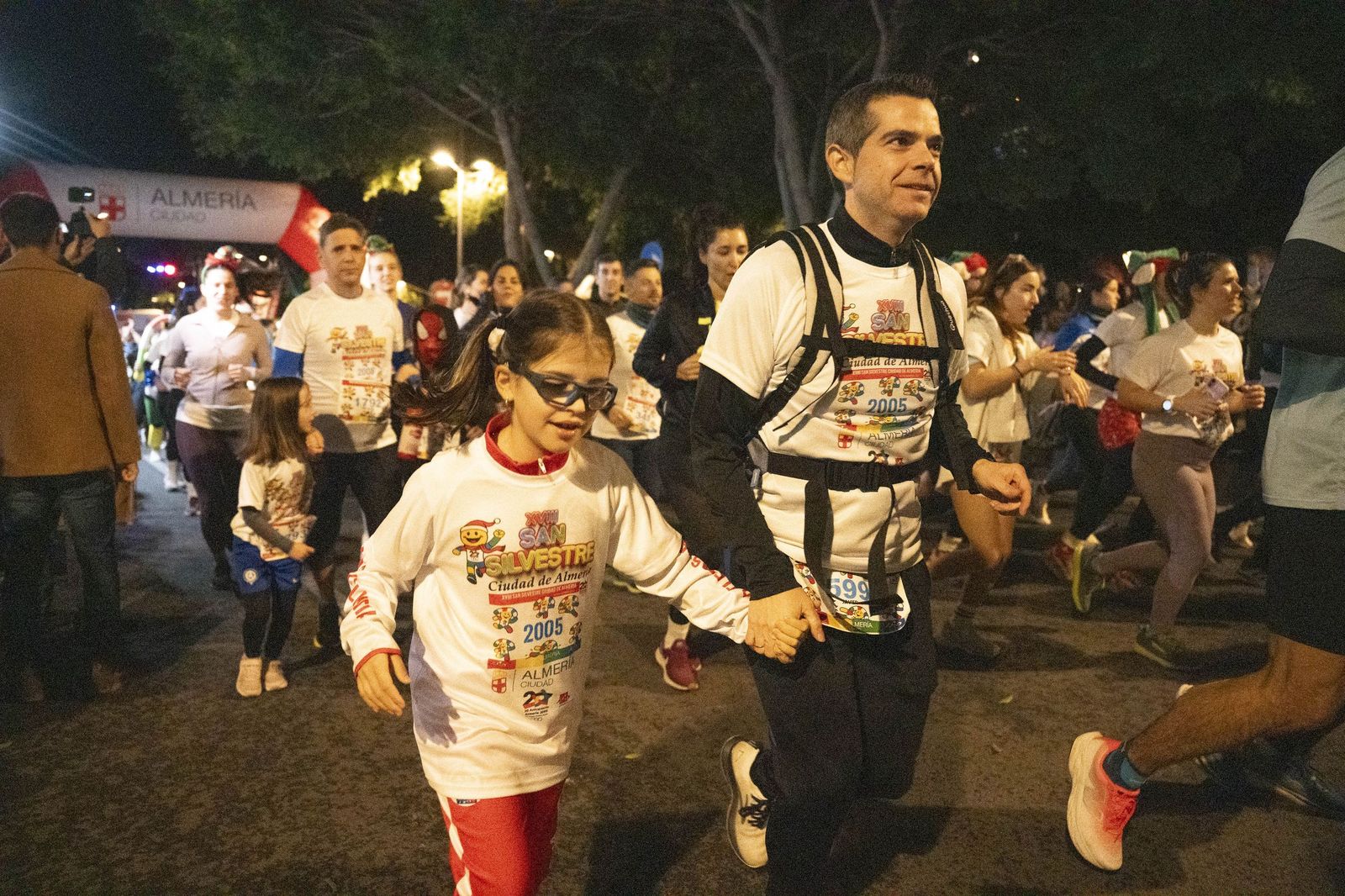 Almería corre y celebra su memoria olímpica en una San Silvestre de récord